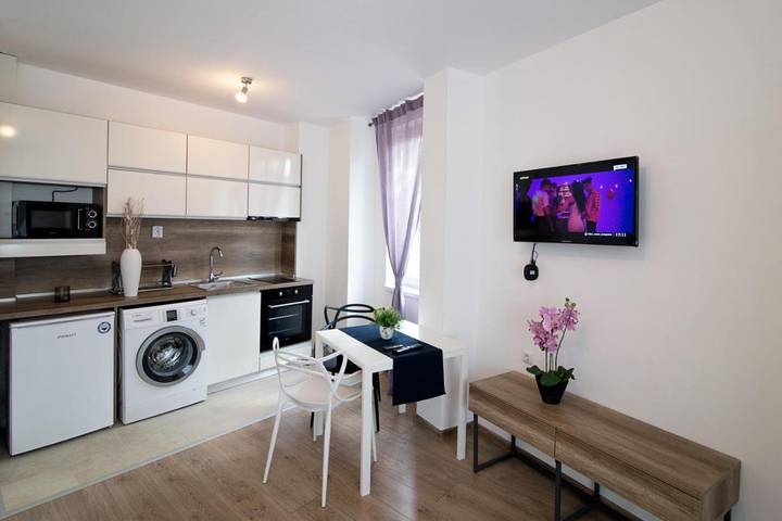 Appart’hôtel pour 3 personnes, avec terrasse et vue