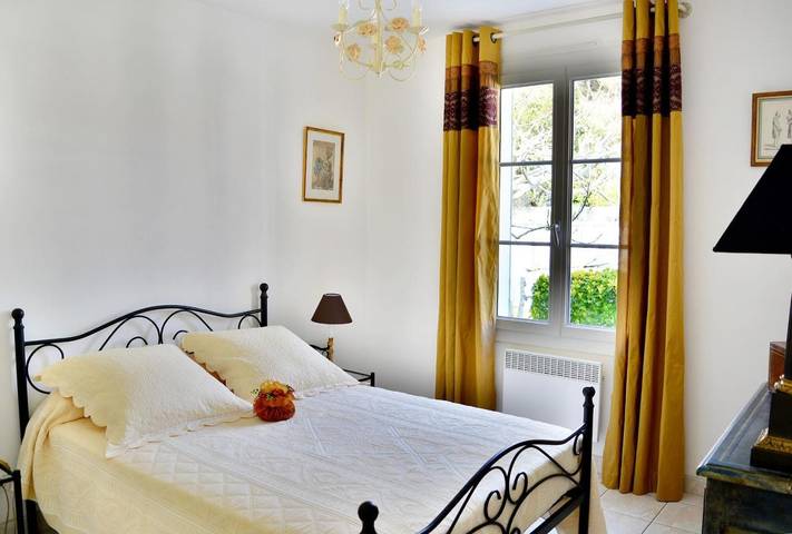 Location de vacances pour 10 personnes, avec jardin et vue, animaux acceptés dans Plage des Grenettes - 4