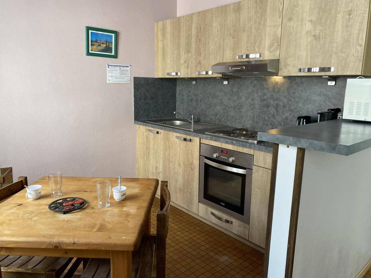 Appartement entier, Appartement Arfeuilles, 4 pièces, 6 personnes - Fr-1-489-243 in Arfeuilles, Région de Vichy