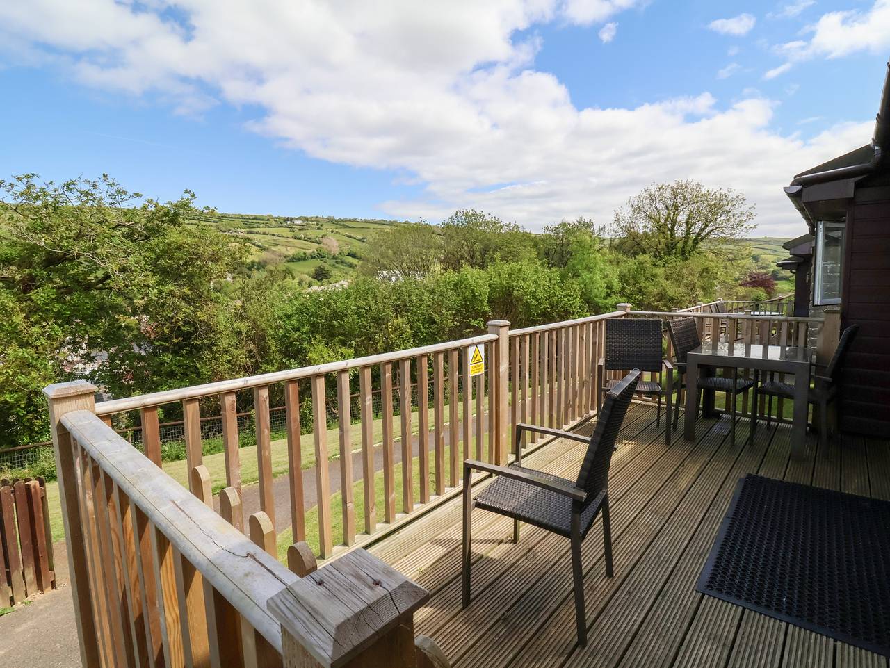 Chalet Log Cabin L12 in Combe Martin, Exmoor