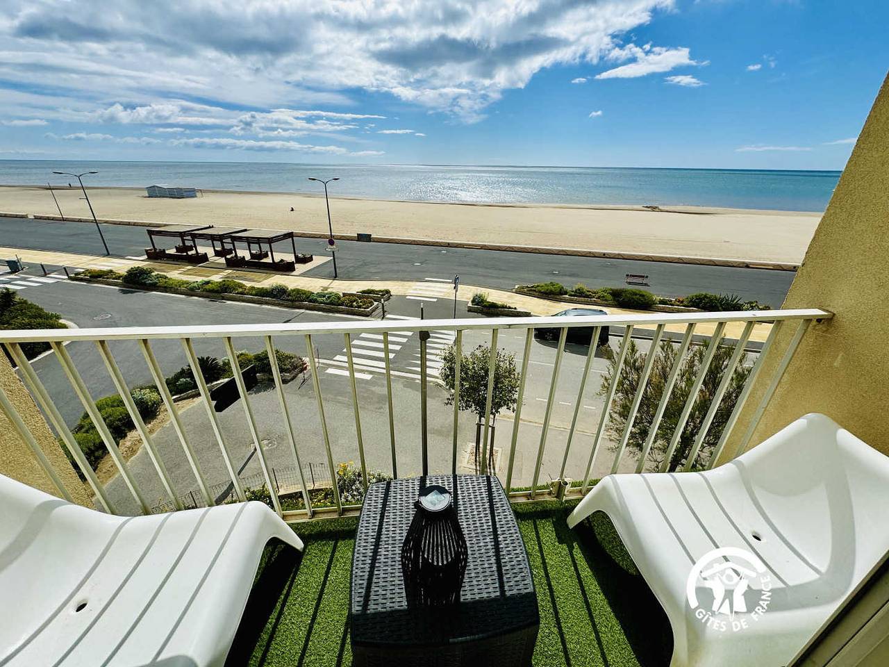 Casa de huéspedes para 2 personas con terraza in Narbonne Plage, Narbona