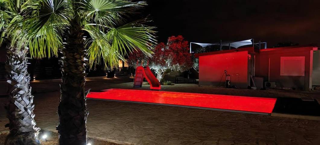 Camping pour 6 personnes, avec piscine et jardin ainsi que vue et terrasse, animaux acceptés à Pirovac - 3