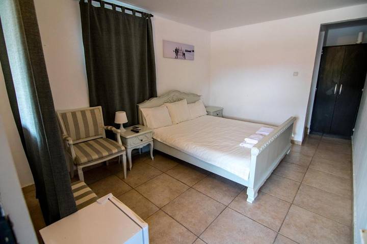 Maison d’hôte pour 3 personnes, avec terrasse et vue dans Vama Veche - 4