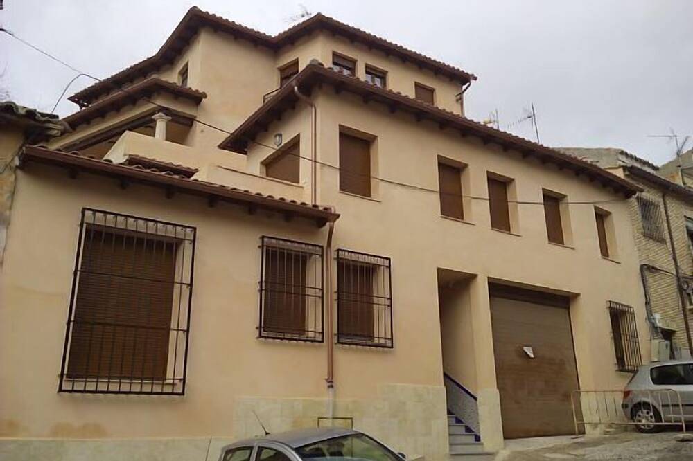 Appartamento intero, Edificio turistico Casa ideale per 6-7 persone. Animali domestici ammessi Garage. in Toledo, Provincia di Toledo
