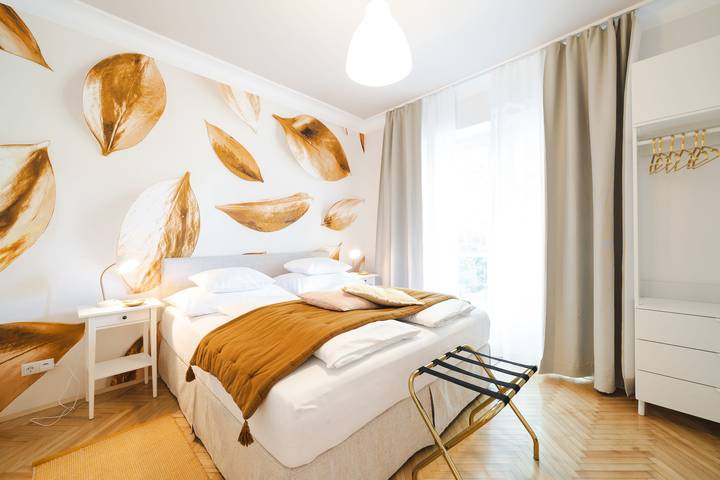 Ganze Ferienwohnung, Golden Flat in Graz, Steirerland
