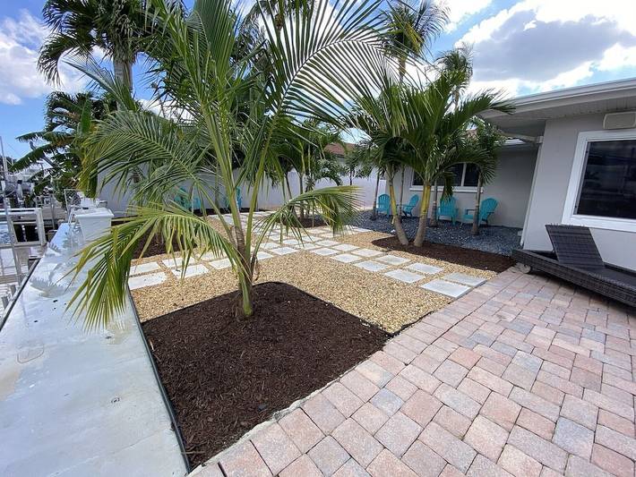 Vacation rental for 10 people, with balcony and hot tub in Riviera Beach