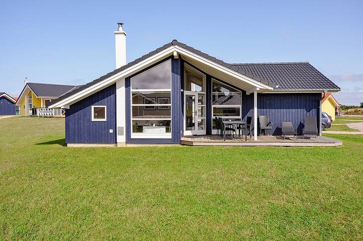 Ferienhaus für 8 Personen, mit Sauna und Whirlpool sowie Terrasse, mit Haustier in Großenbrode