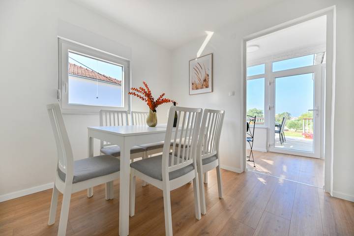 Apartament wakacyjny dla 6 osób, z taras w Sukosan