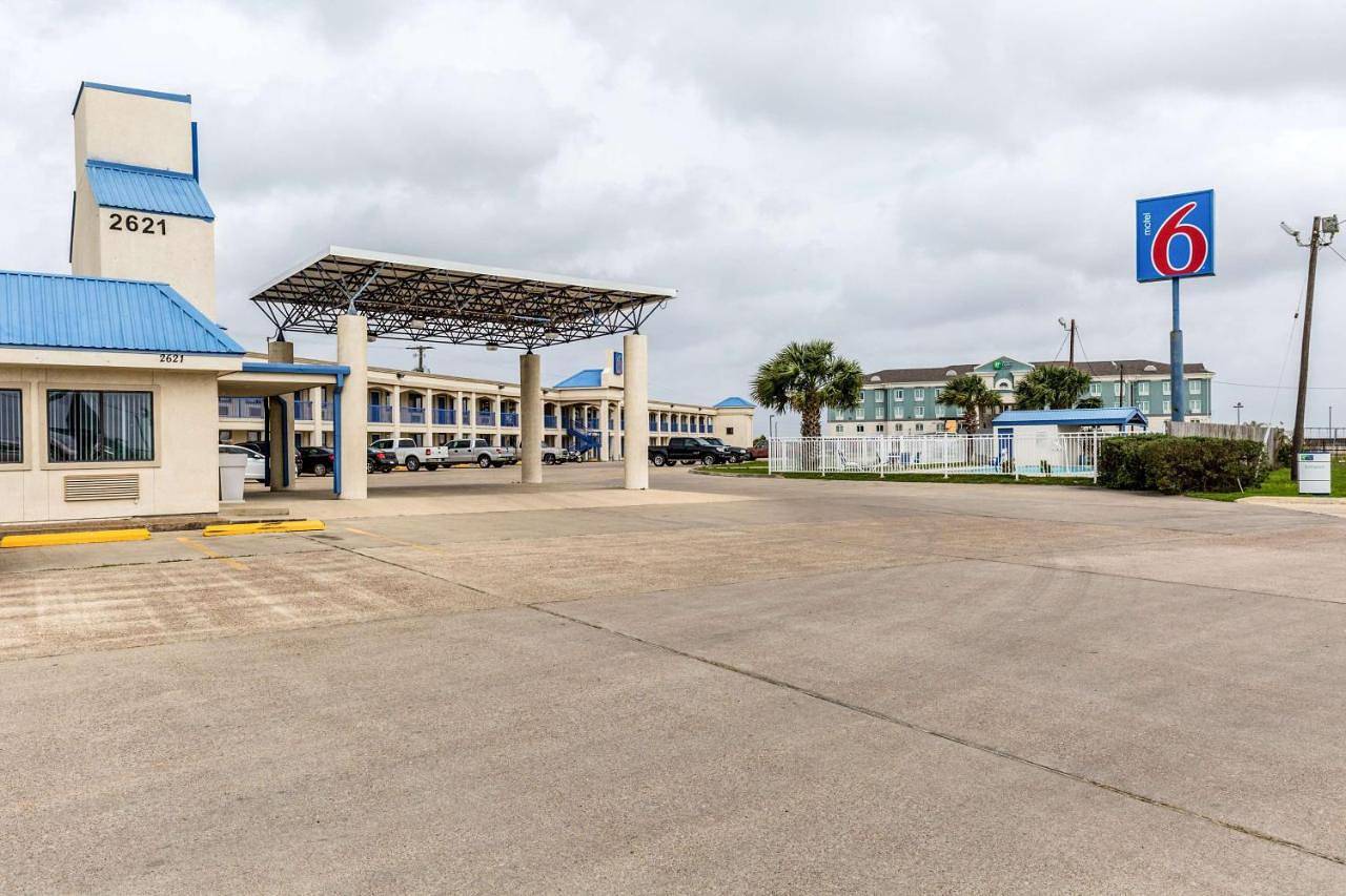 Motel 6 Port Lavaca Tx in Port Lavaca, Matagorda Bay
