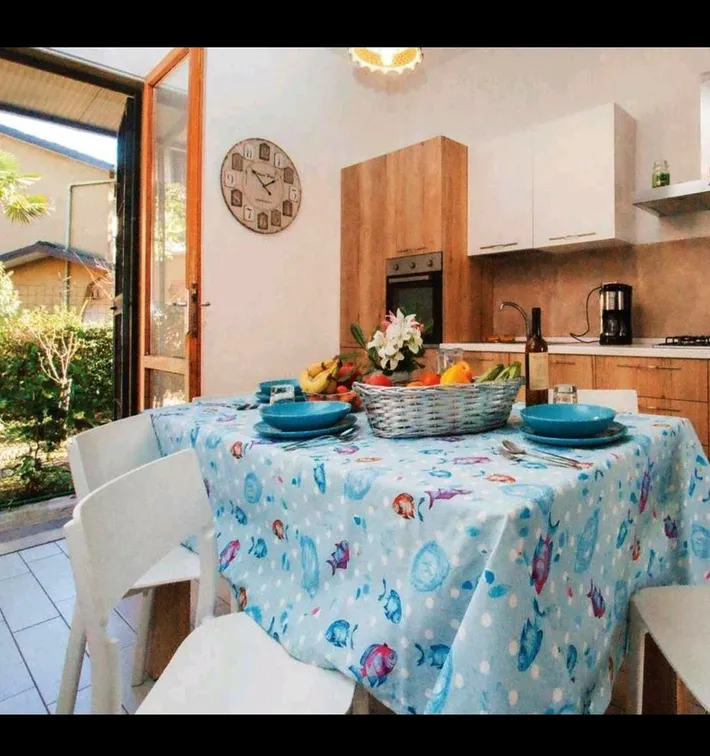 Holiday home for 9 people, with garden, with pets - 1