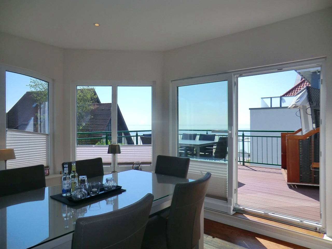 Ganze Ferienwohnung, Luxus-Penthouse am Strand, mit Traum-Meerblick, Dachterrasse und Sauna in Wyk auf Föhr (Stadt), Wyk auf Föhr