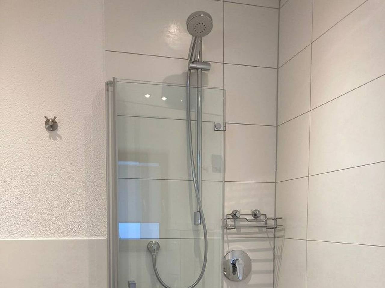 Ganze Wohnung, Ferienwohnung 'Doppelzimmer 3' mit gemeinsamer Terrasse, gemeinsamem Garten und Wi-Fi in Nerenstetten, Alb-Donau-Kreis