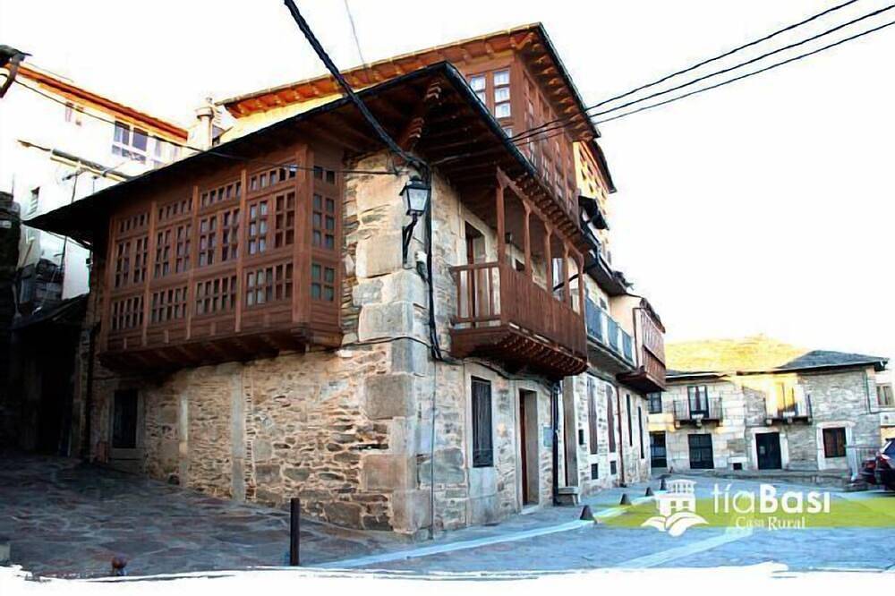 Tia Basi Cottage für 8 Personen in Puebla de Sanabria, Zamora Provinz