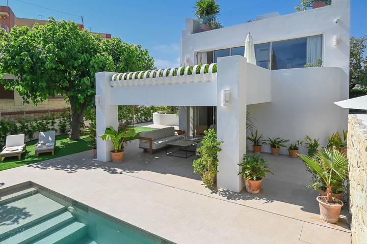 Chalet para 14 personas, con piscina y jardín, Familias con niños en Las Marinas