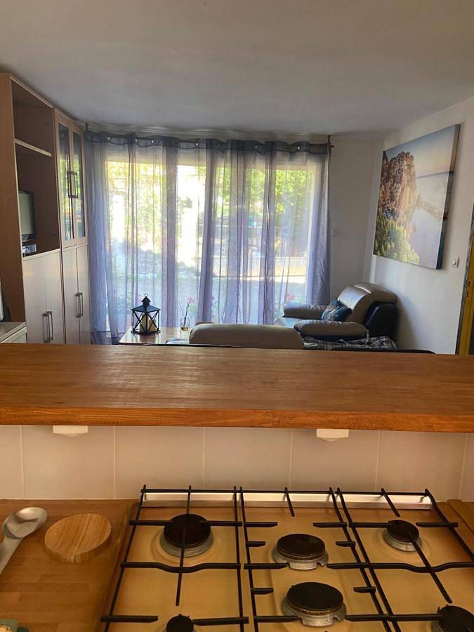 Gîte pour 3 personnes, avec sauna et terrasse à Molières-sur-Cèze - 2
