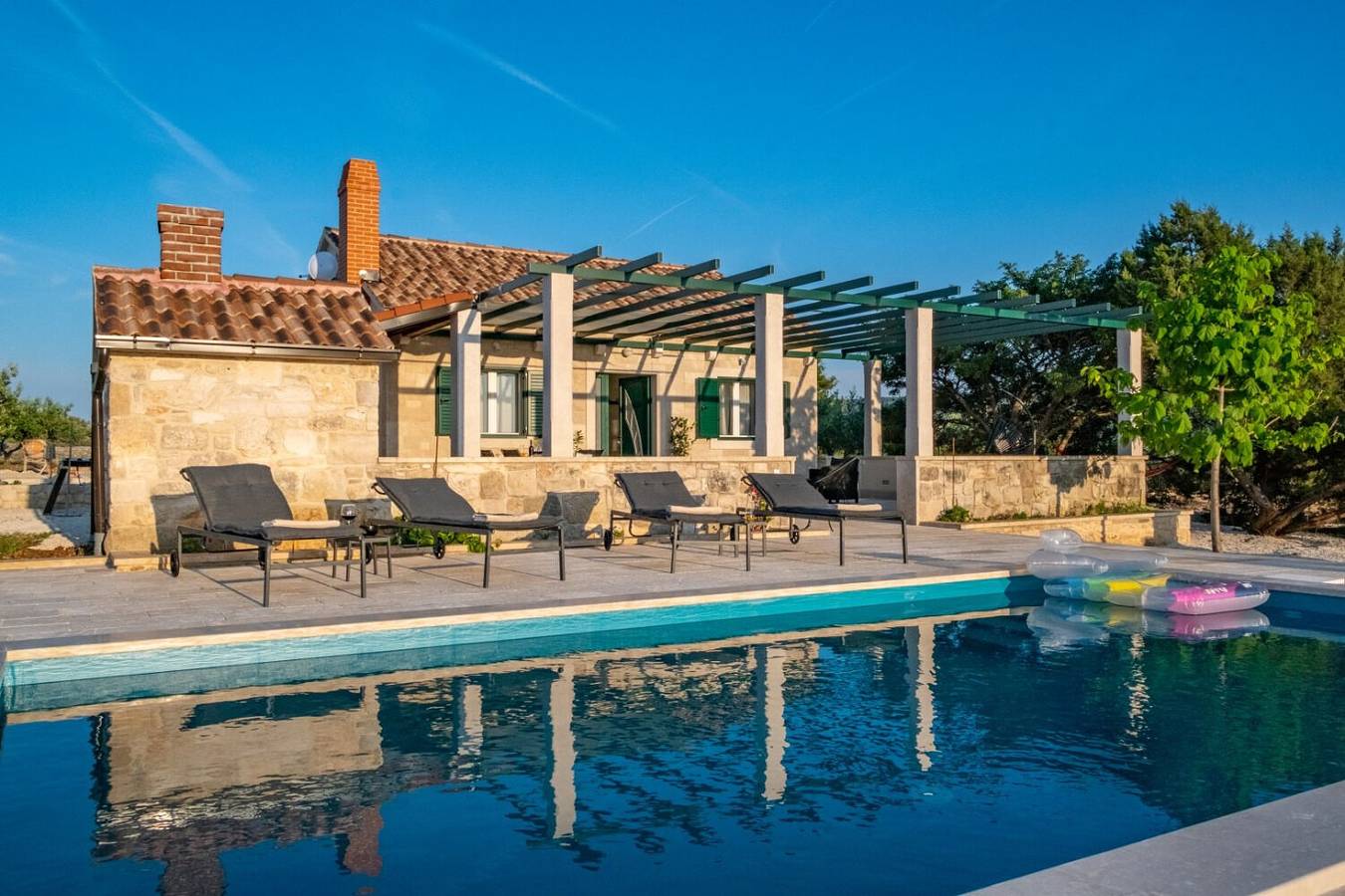 House Diana in Pucisca, Brac