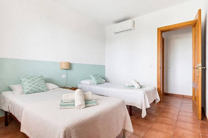 Villa Poppy. Private pool, Full Ac & Wifi, Menorca in Binissafuller, Sant Lluís