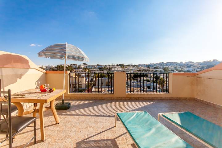 Penthouse pour 4 personnes, avec terrasse et piscine, animaux acceptés à Malte - 3