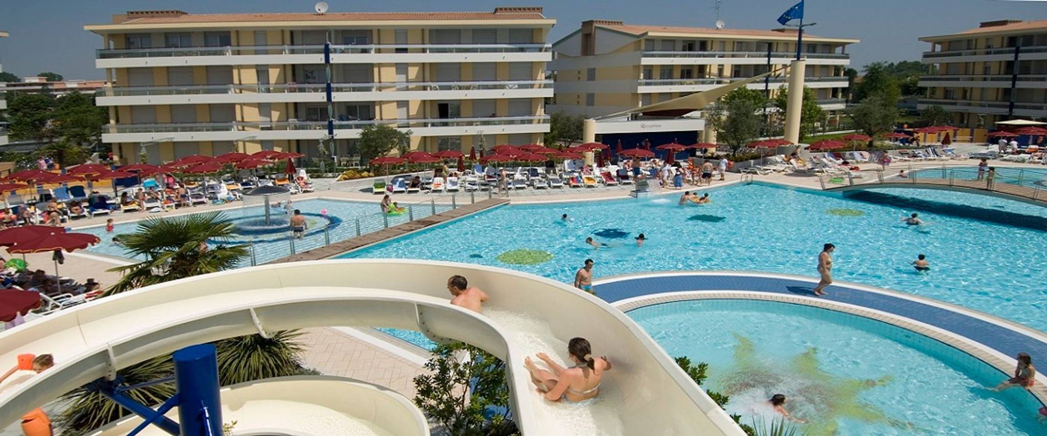 Entire apartment, Two-room apartment with pool in Bibione, Venice Province