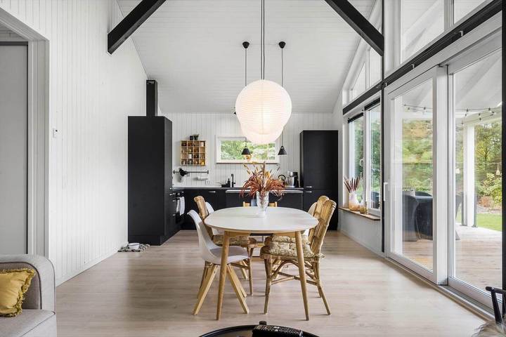 Ferienhaus für 6 Personen, mit Whirlpool und Terrasse sowie Garten und Sauna in Serup Strand - 4