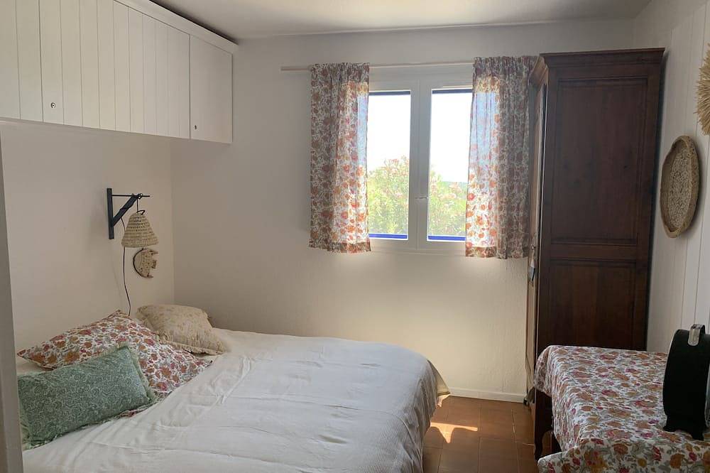 Charming Petit Mazet sea view La Croix Valmer Gigaro near St Tropez in La Croix-Valmer, Draguignan Region