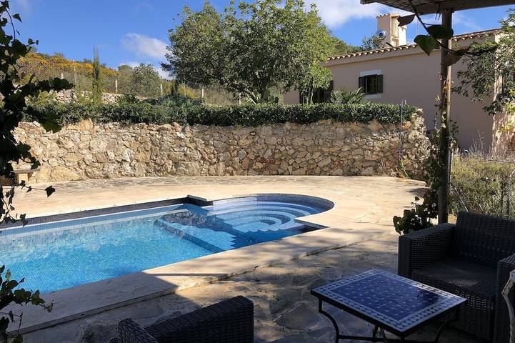 Chalet para 4 personas, con jardín y balcón - 1