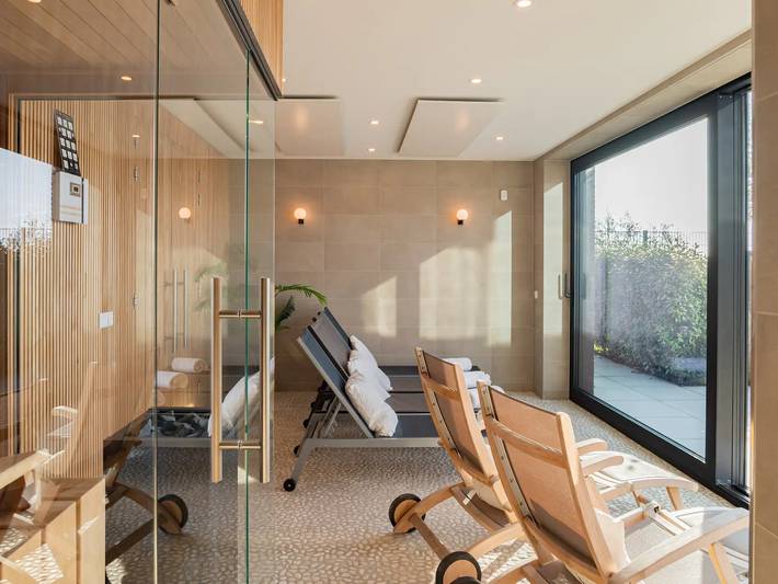 Villa für 12 Personen, mit Terrasse und Sauna sowie Garten in Kamperland - 2