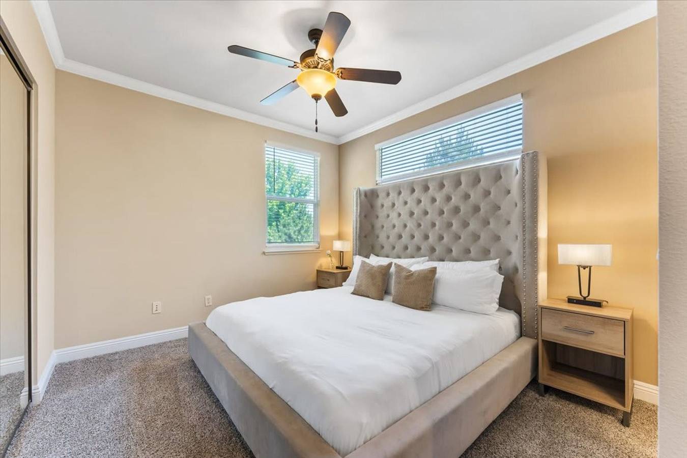 Appartamento intero, 2Br Getaway Pool  Gym  Basketball Court   Theater Access in Nevada