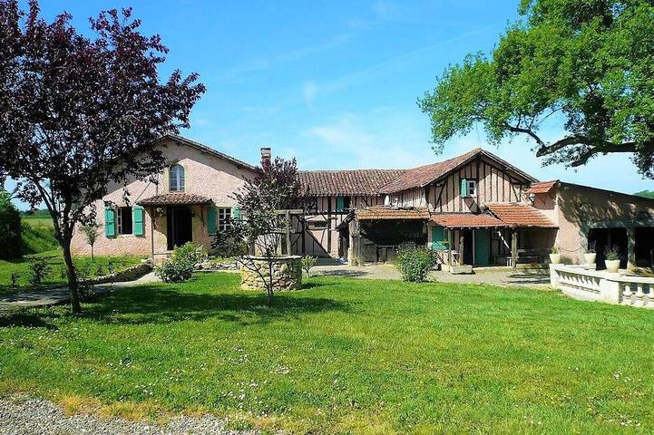 Location de vacances pour 7 personnes à Tasque