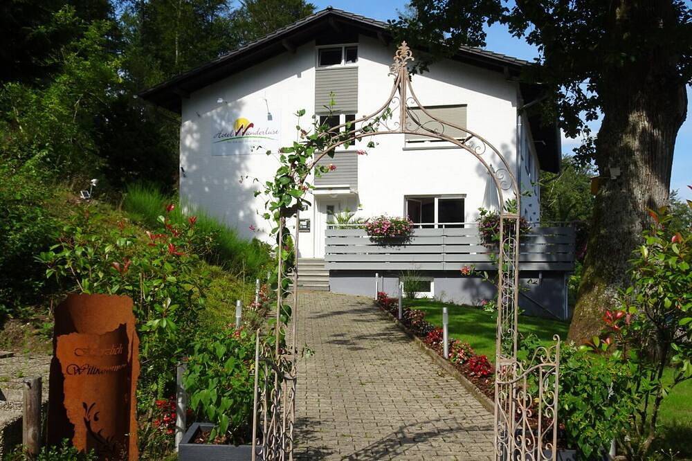Ganze Wohnung, Doppelzimmer Standard mit Dusche und Wc in Gernsbach, Nordschwarzwald