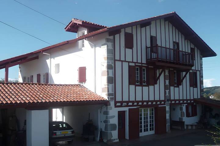 Appartement de vacances pour 4 personnes, avec jardin