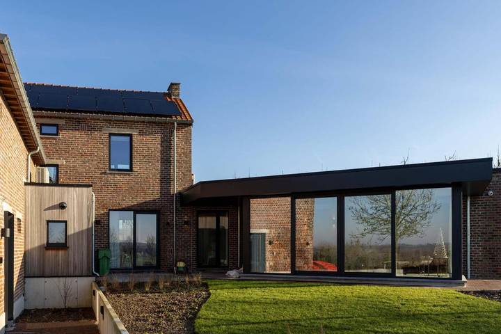 Maison de vacances pour 4 personnes, avec jardin ainsi que vue et terrasse à Kortessem