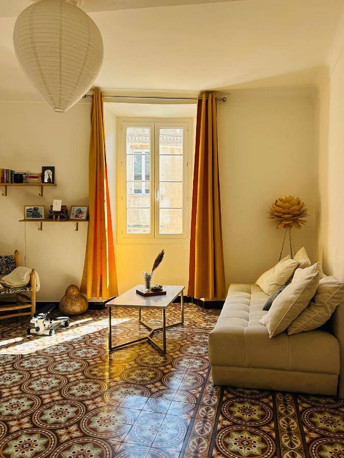 Gîte pour 2 personnes, avec vue dans Cinema Le Studio Bastia - 4