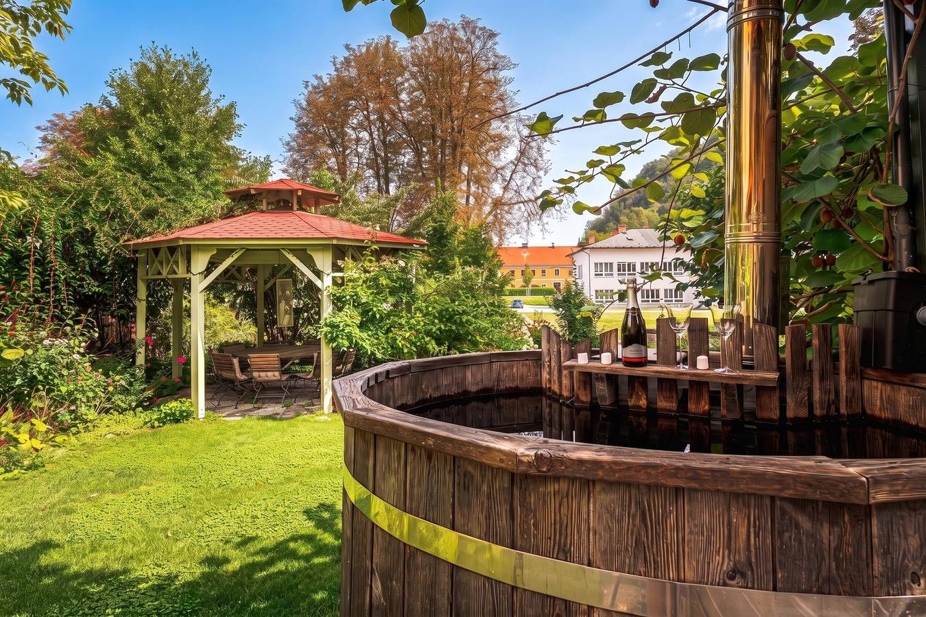 Jana's Garden House with Hot Tub in Kamnik, Zentralslowenien