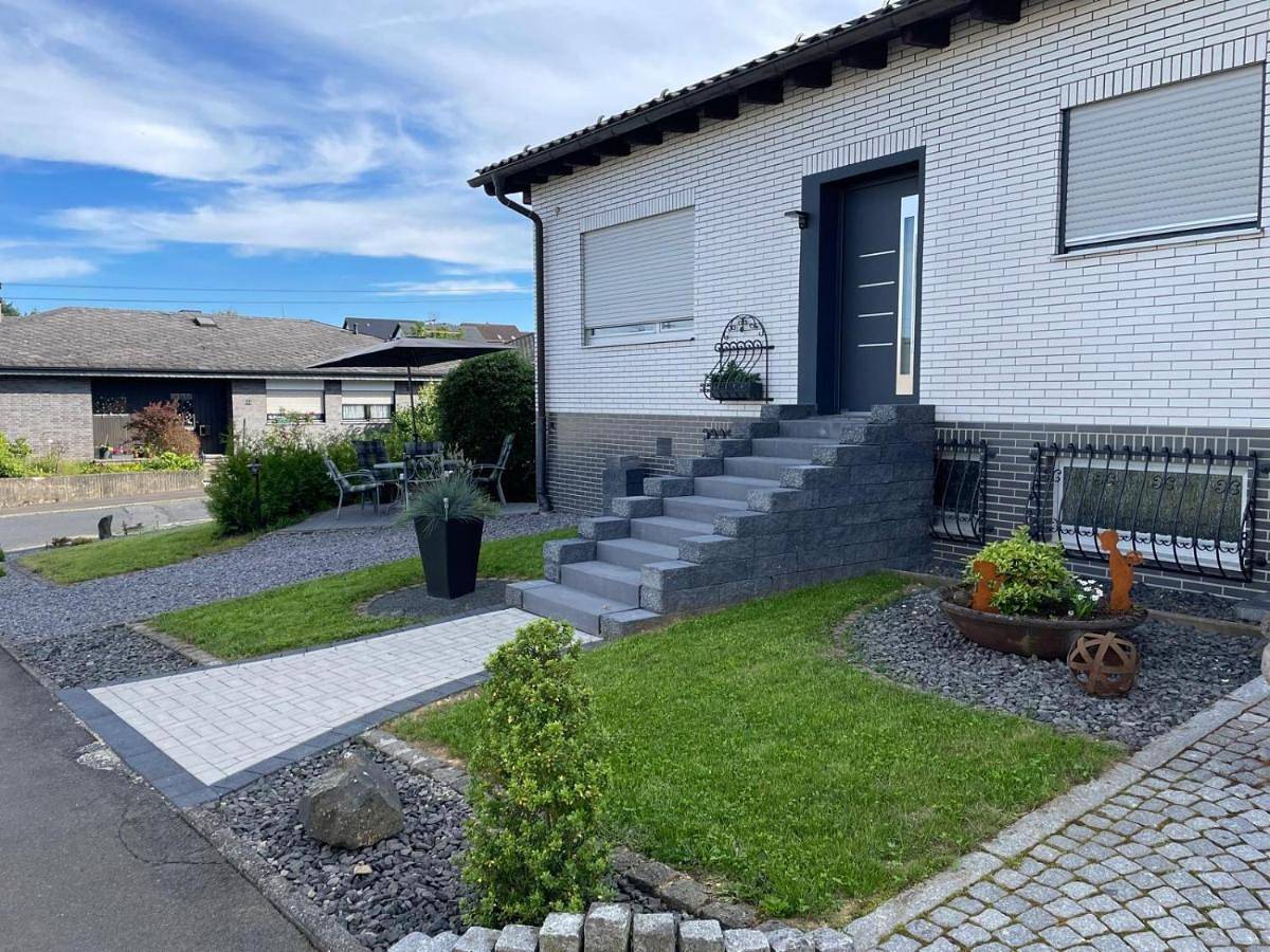 Ganze Wohnung, Ferienwohnung Steinstraß Nähe Nürburgring in Kelberg, Vulkaneifel