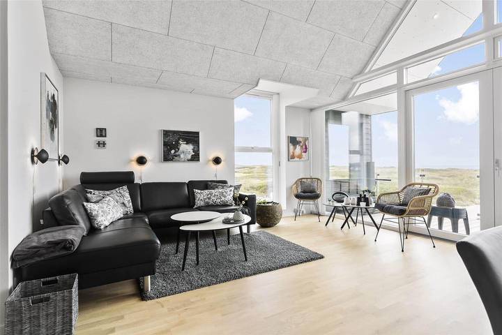 Ferienwohnung für 4 Personen, mit Balkon in Vorupør - 2