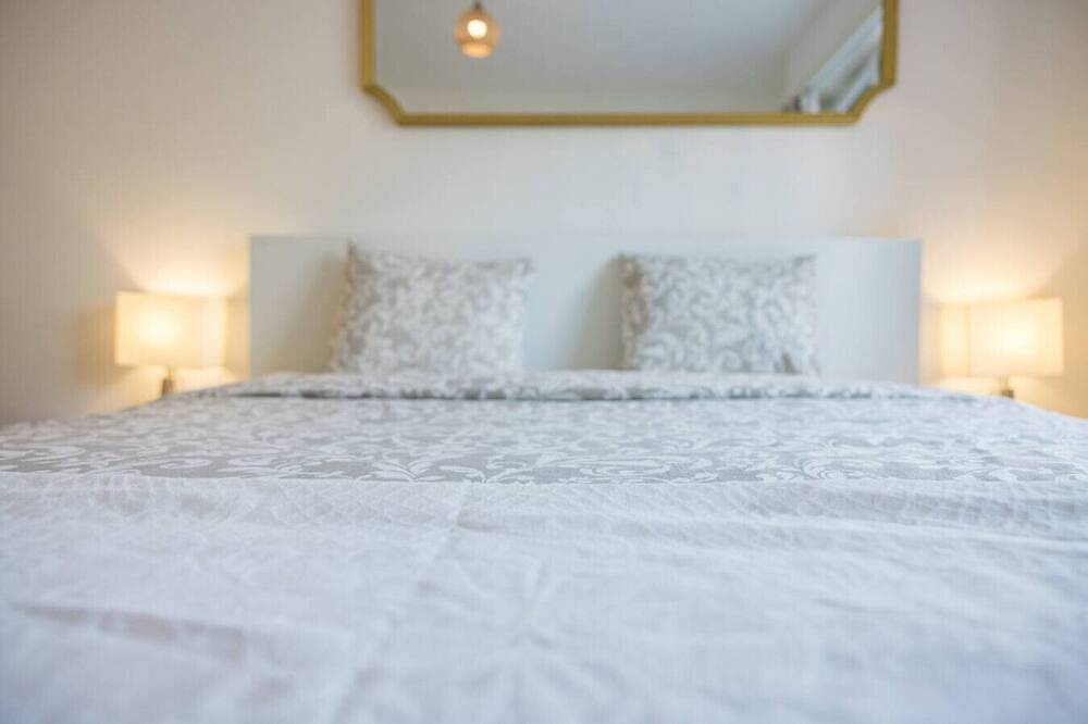 Appartamento intero, The Elegant Minimalist Lakefront in Losanna, Lago Lemano