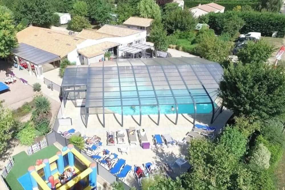 Zecamping 4* piscine couverte chiens acceptés tente Bbq 17m2 4 pers in Apremont, Vallée de la Loire
