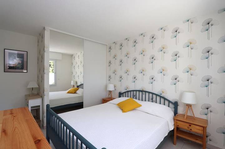 Gîte pour 3 personnes, avec jacuzzi ainsi que terrasse et piscine, animaux acceptés dans Port Santa-Lucia - 3