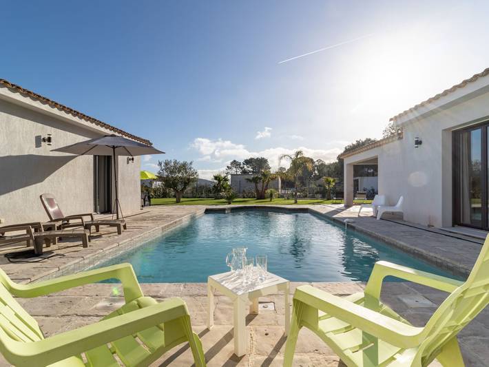 Location de vacances pour 6 personnes, avec jardin et terrasse à Le Plan-de-la-Tour - 2