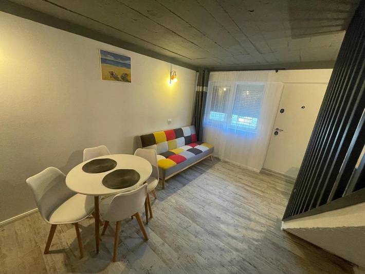 Location de vacances pour 3 personnes, avec terrasse, animaux acceptés dans Mangalia