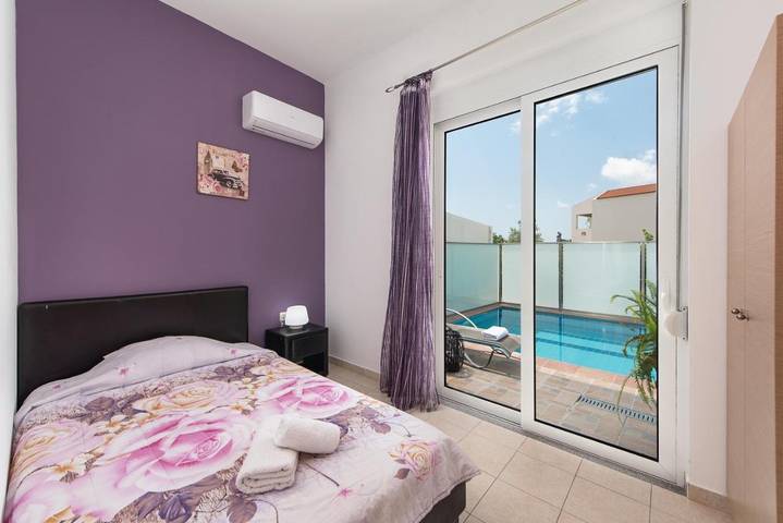 Ferienwohnung für 6 Personen, mit Pool und Terrasse sowie Ausblick in Afantou - 4