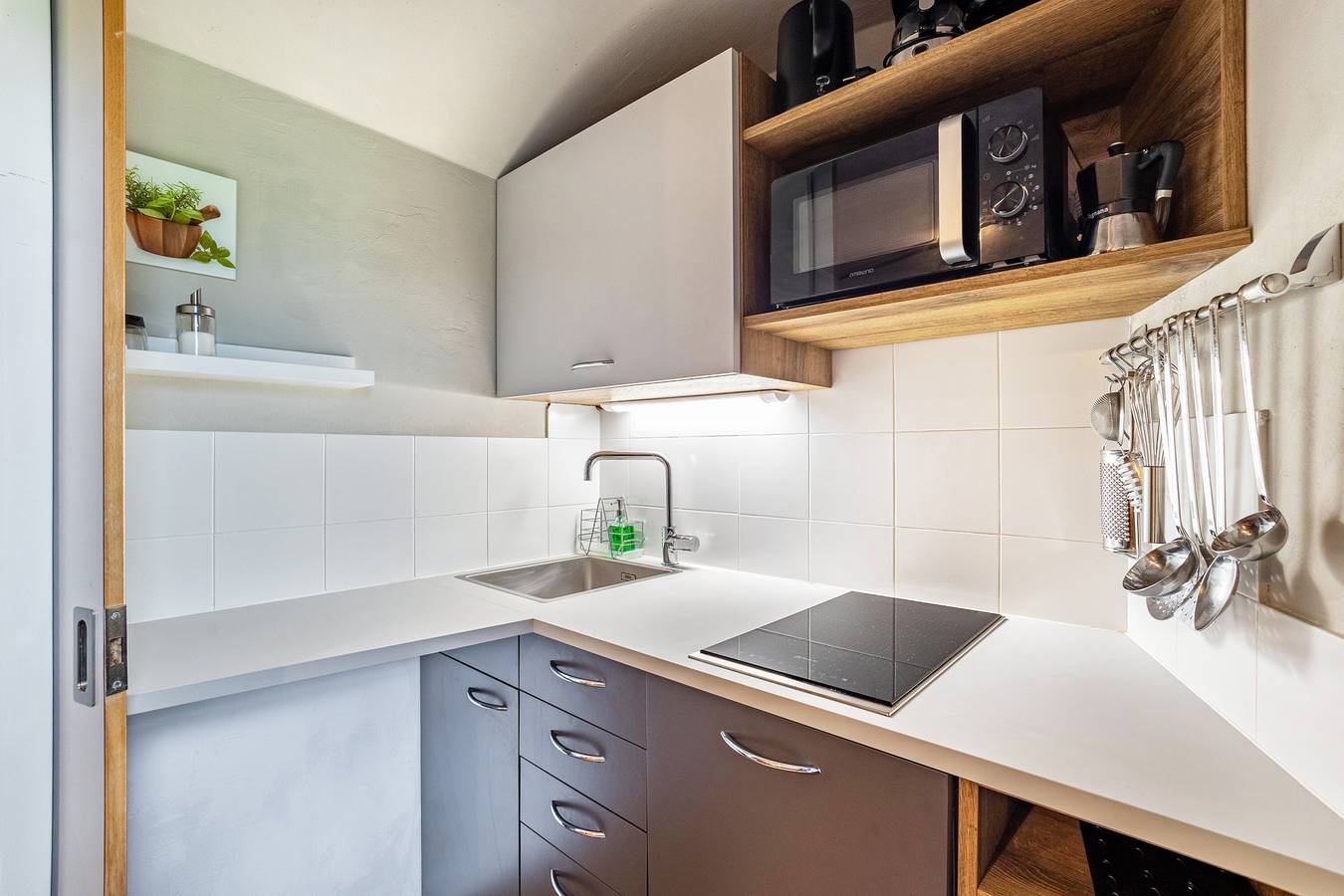 Ganze Wohnung, Ferienwohnung '4' mit Bergblick, Gemeinschaftspool und Wlan in Issing, Pfalzen