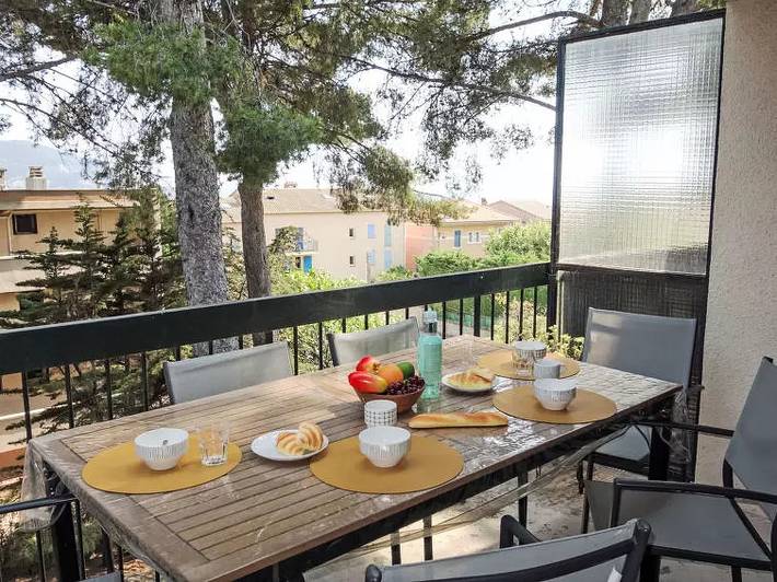 Gîte pour 4 personnes, avec terrasse dans Port Des Lecques Saint Cyr Sur Mer - 4