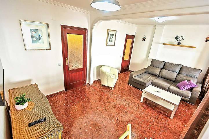 Apartamento de vacaciones para 11 personas, con balcón, Se admiten mascotas - 1