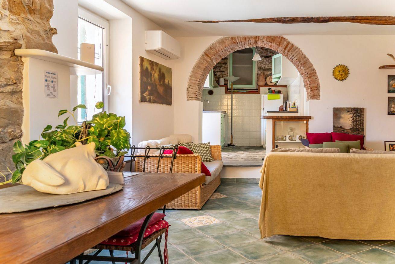 Apartamento entero, GuestHost - Altomare-Charming Flat in Cinque Terre in Riomaggiore, Riomaggiore Municipio
