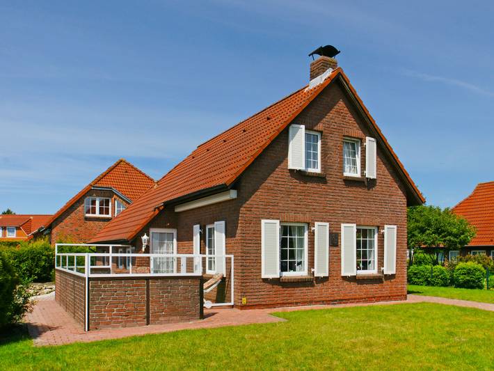 Ferienhaus für 4 Personen, mit Terrasse und Garten in Norddeich