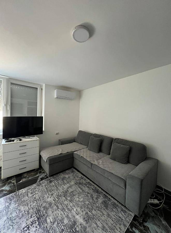 Gîte pour 3 personnes, avec vue et terrasse dans Kursumlija