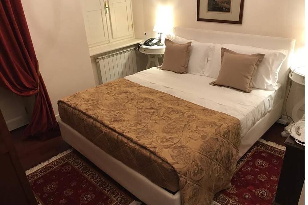 B&B inside a historic home a stone's throw from the Sanctuary of Vicoforte in Vicoforte, Cuneo Province