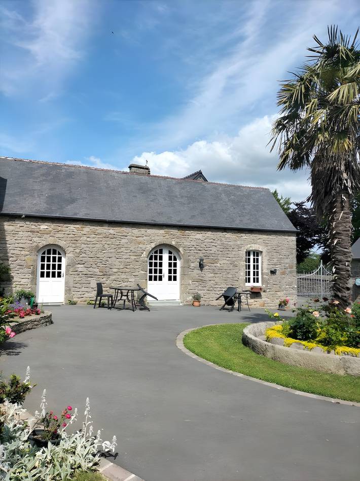 Chambre d’hôte pour 2 personnes, avec jardin dans Basse-Normandie